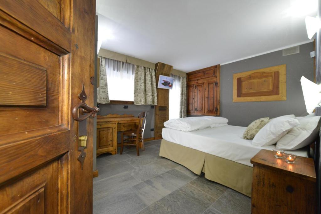 Mollino Rooms Breuil-Cervinia Phòng bức ảnh